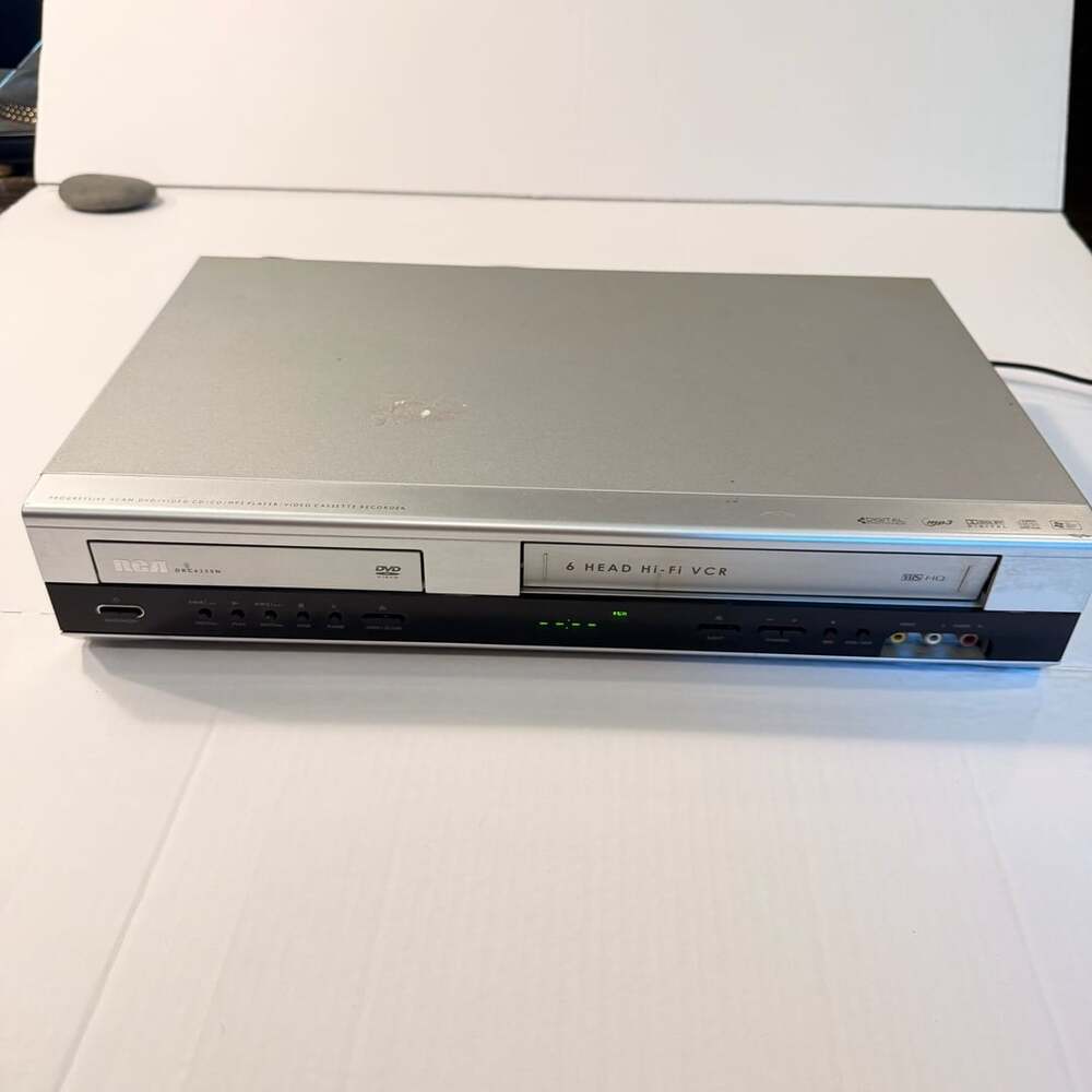RCA DRC6350N Progressive Scan DVD/CD/MP3 Player and 6 Head Hi-Fi VCR Combo(Read)